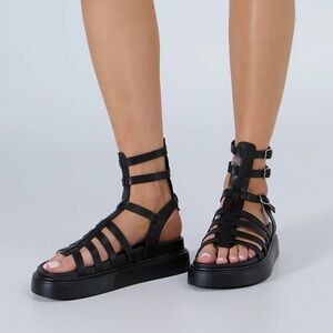 ISO Tony Bianco Jen Tuscon Gladiators size 5-6